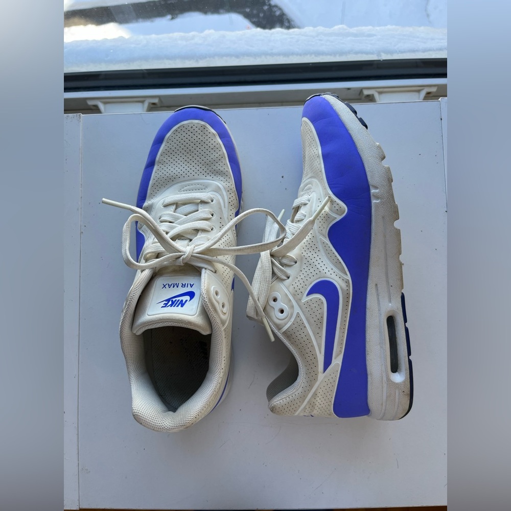 Nike Air Max Sneakers, women’s size 8.5